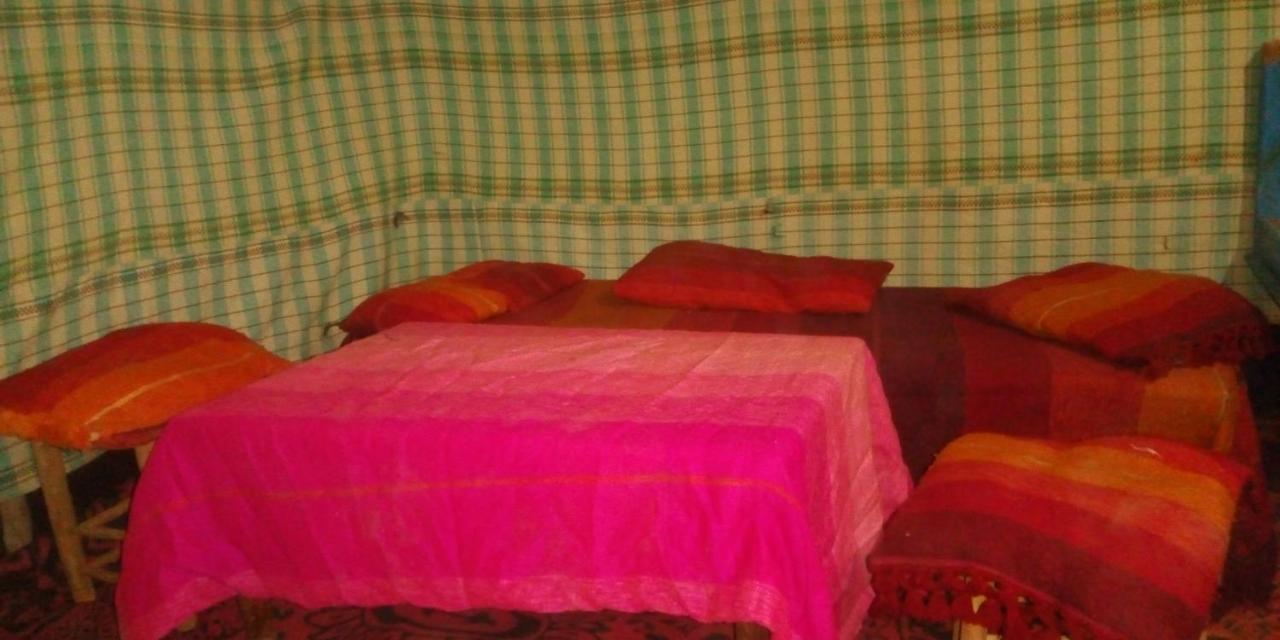Gambi Camp Hotel Adrouine Kültér fotó