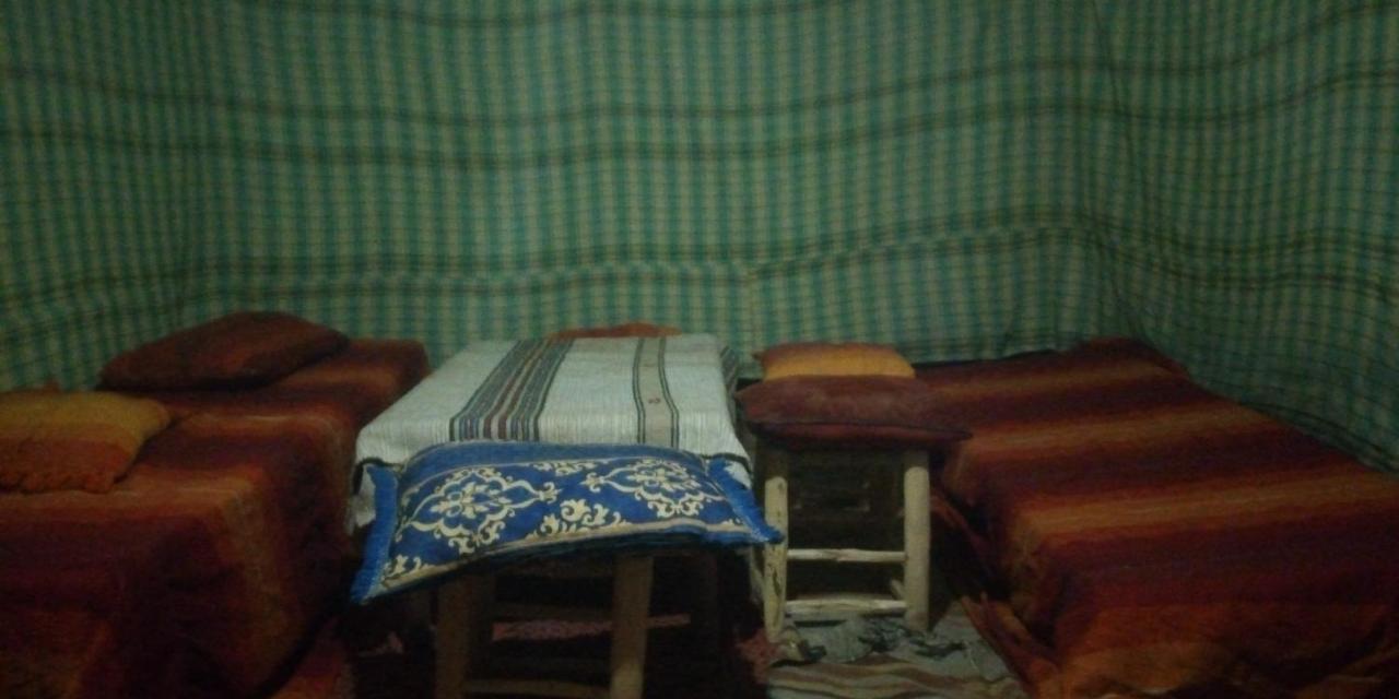 Gambi Camp Hotel Adrouine Kültér fotó